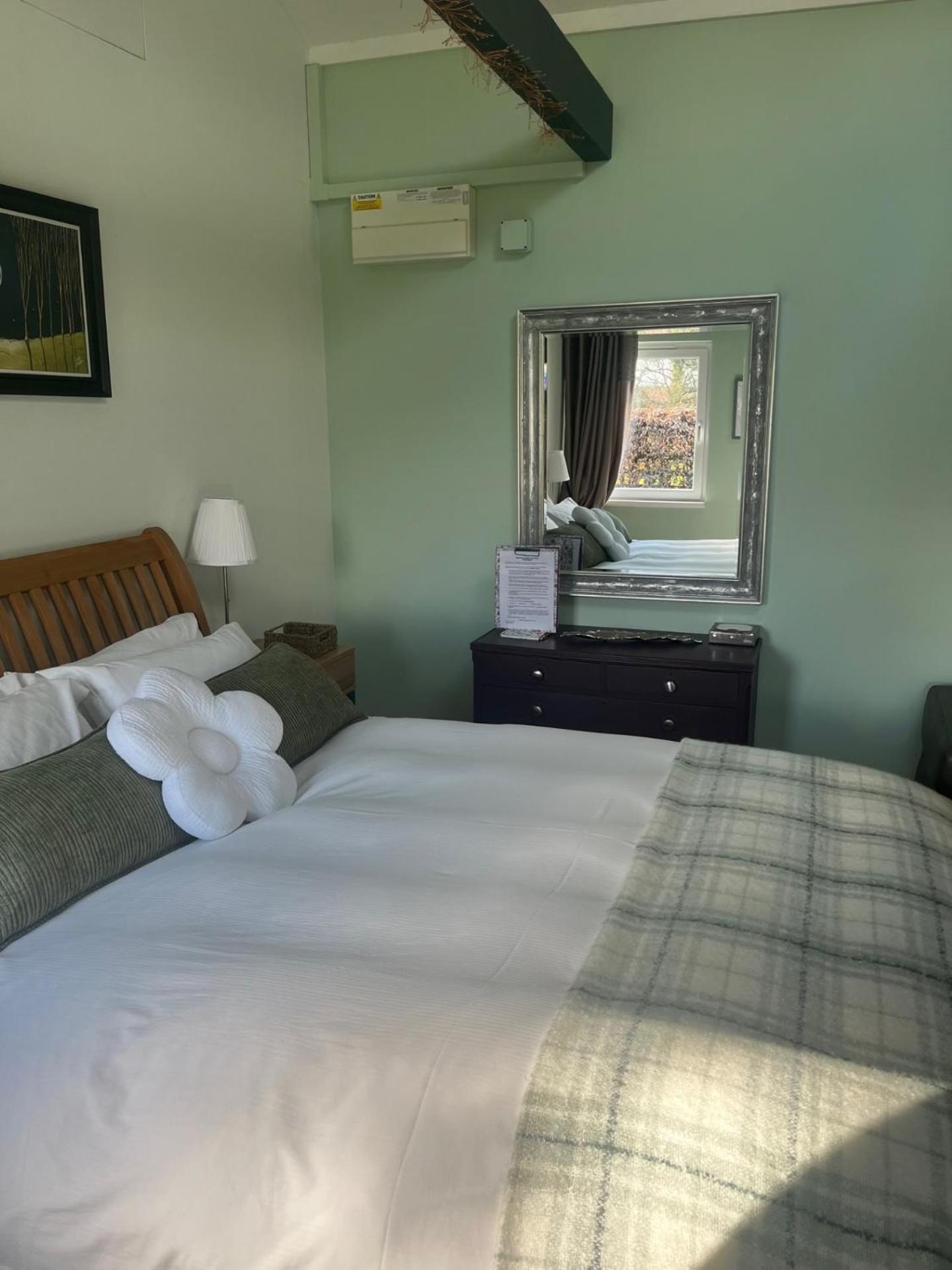 The Snuggery Broadclyst Apartment Exeter