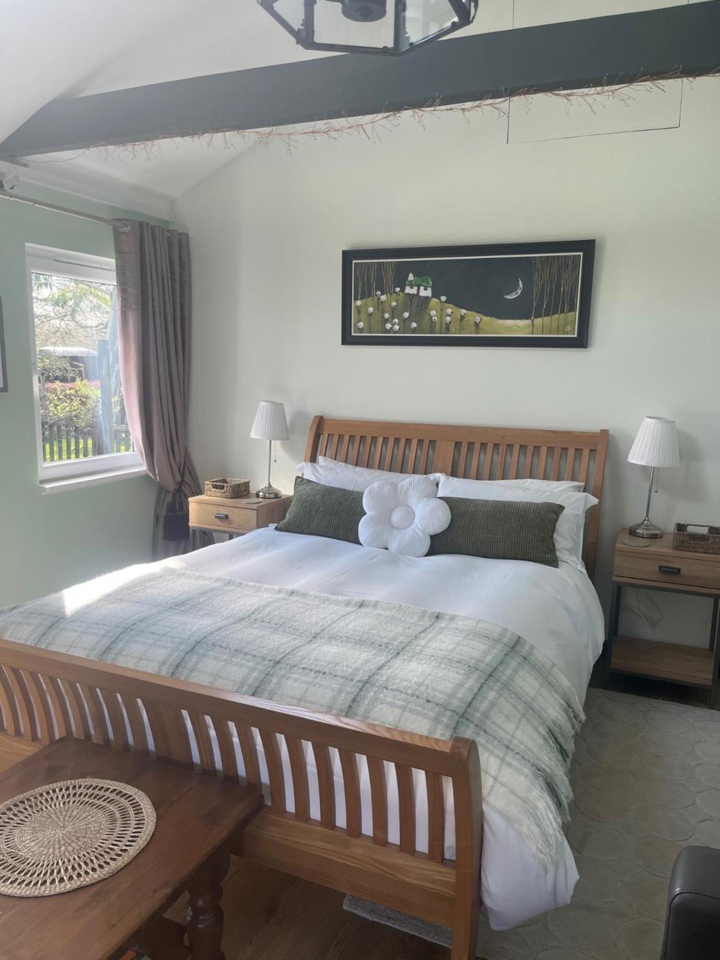 The Snuggery Broadclyst Apartment Exeter